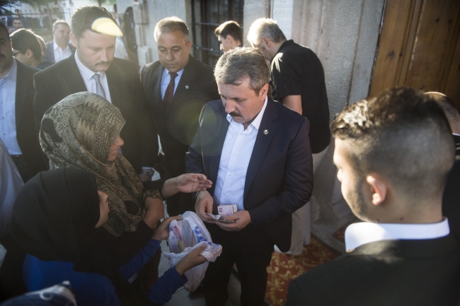 Siyasilerin bayram mesaisi... 23