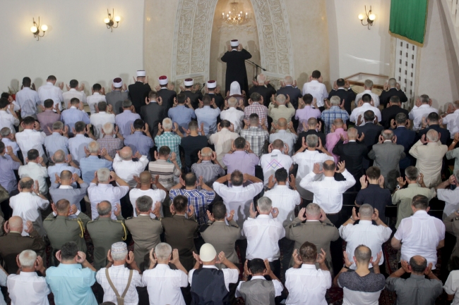 Eller barış için açıldı 13