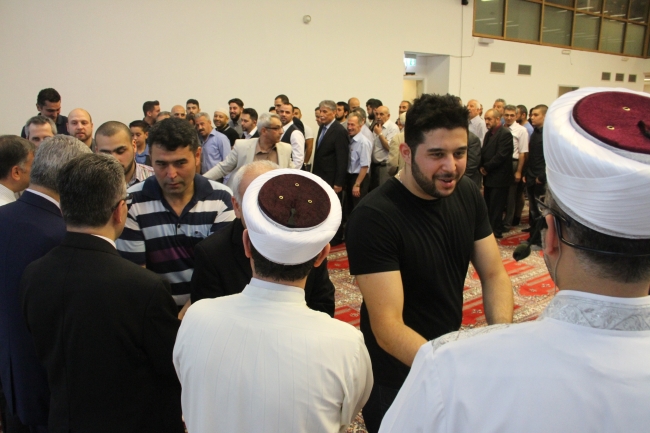 Eller barış için açıldı 20