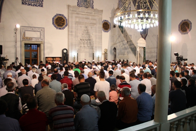 Eller barış için açıldı 10