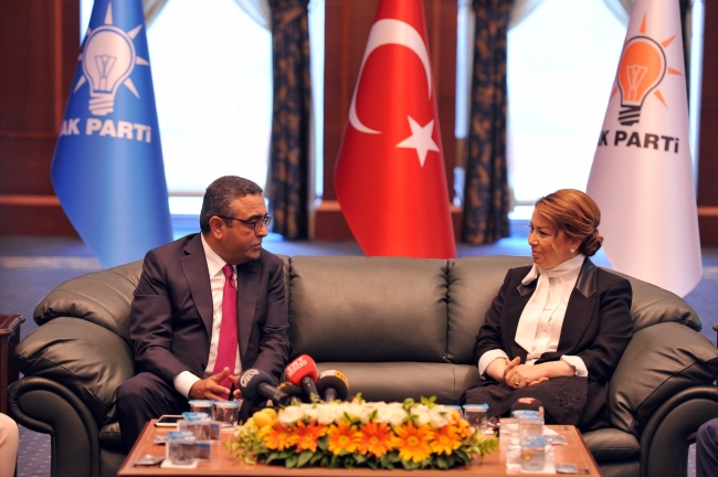 Siyasette bayram havası... 22