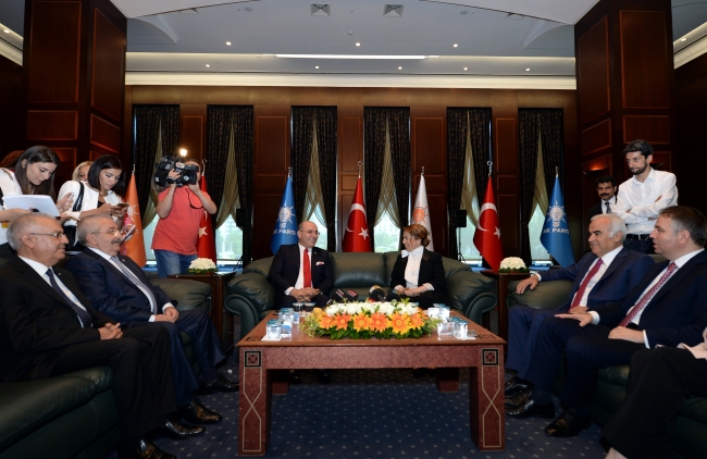 Siyasette bayram havası... 17