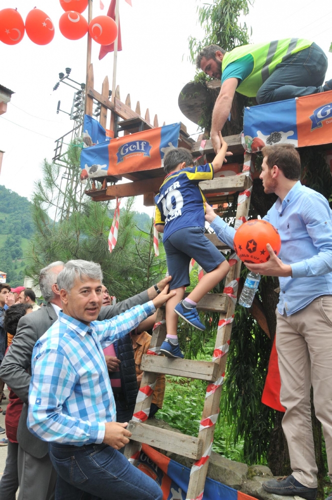 ‘Laz Ralli’ nefes kesti 10