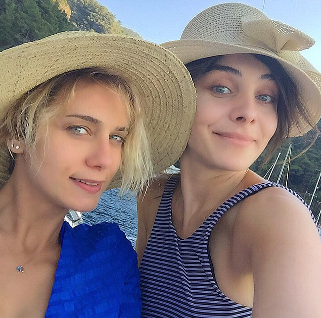 Instagram'da Ünlüler 11