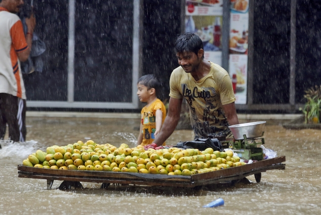 Muson yağmurları Hindistan'ı vurdu 2
