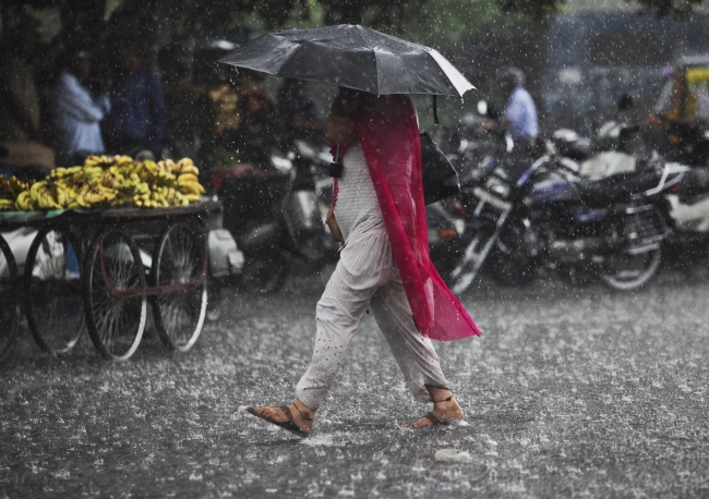 Muson yağmurları Hindistan'ı vurdu 3