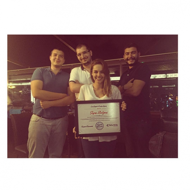 Instagram'da ünlüler: Rihanna'dan yeni parfüm! 11