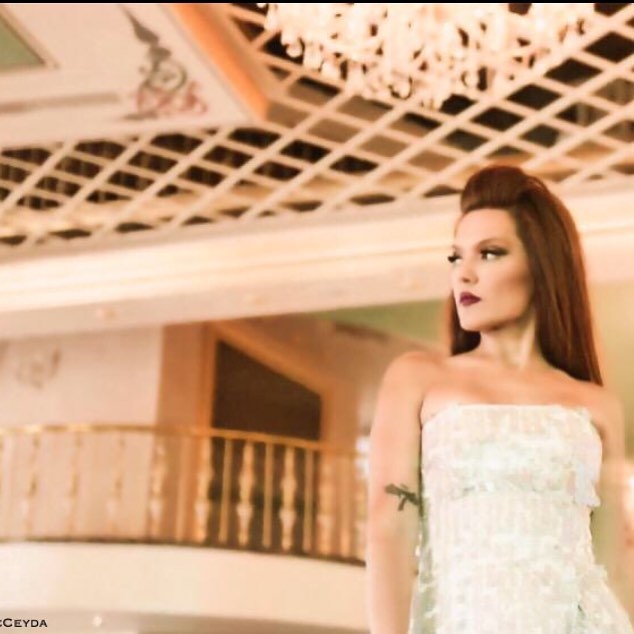 Instagram'da ünlüler: Rihanna'dan yeni parfüm! 12