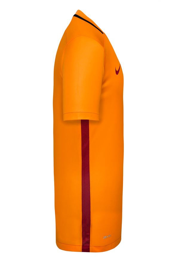 İşte Galatasaray'ın yeni sezon formaları 3