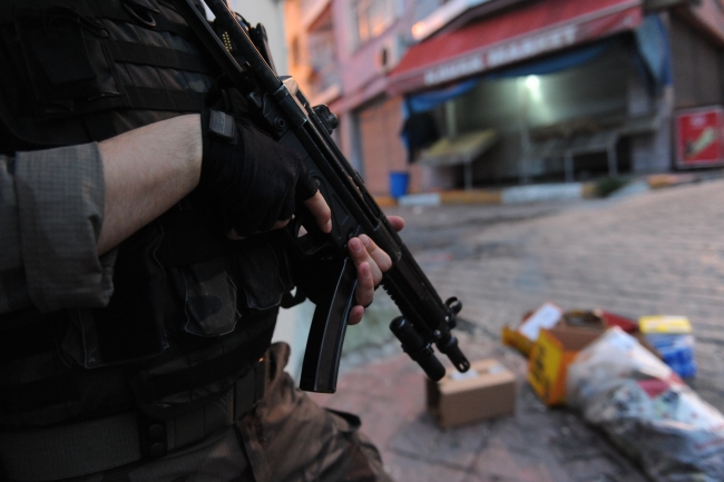 İstanbul'da dev terör operasyonu 13