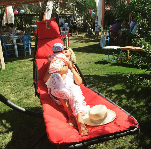 Instagram’da ünlüler: Hafta sonu 14