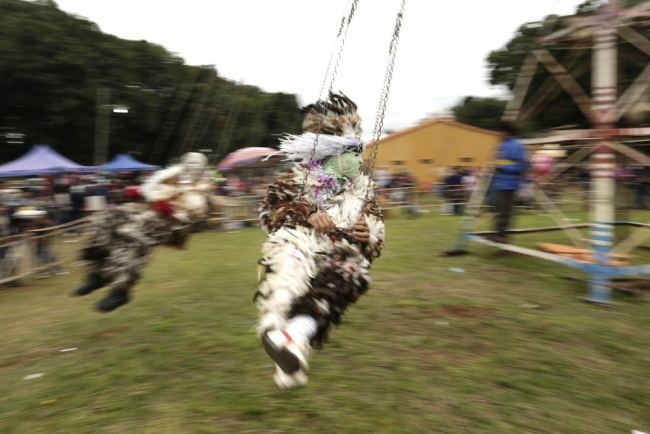 Günün fotoğrafları: Kuş olup dans ettiler! 3