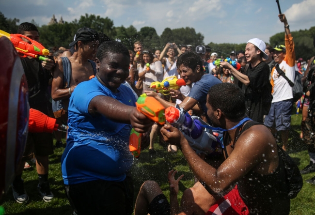 Amerikalılar suyun bile savaşını çıkardı! 1