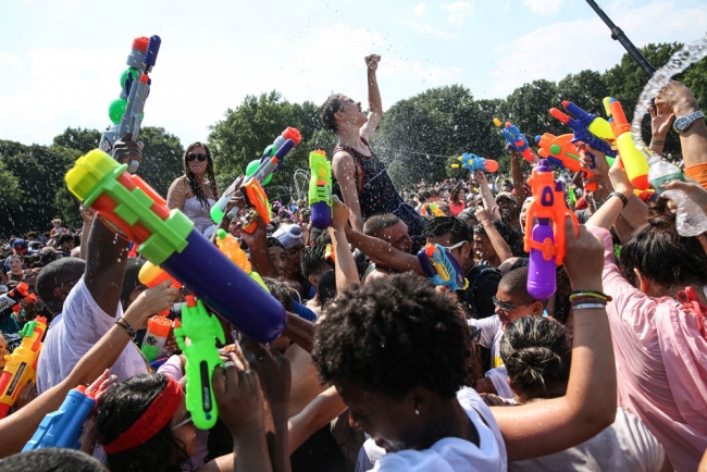 Amerikalılar suyun bile savaşını çıkardı! 6