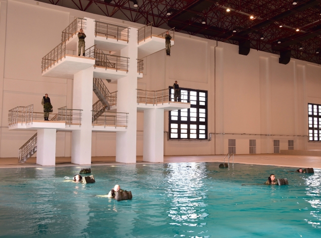 Gövde gösterisi! 2