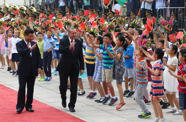 Erdoğan'a Çin'de renkli karşılama 2