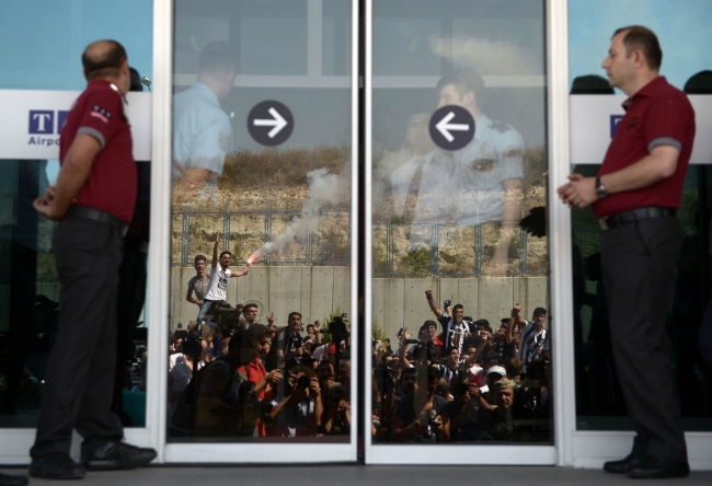 Mario Gomez İstanbul'u salladı 14