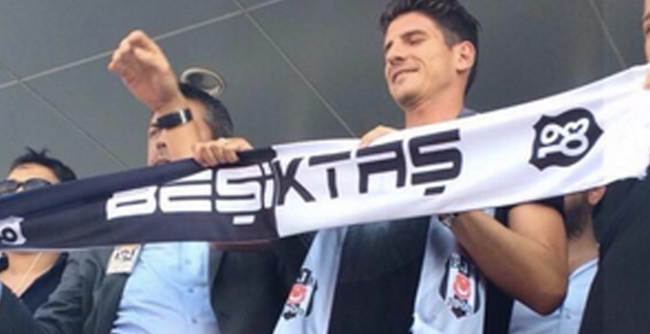 Mario Gomez İstanbul'u salladı 1