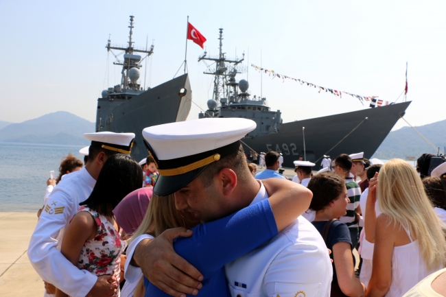 Gediz Fırkateyni'nin 122 günlük 'tarihi' yolculuğu sona erdi 7