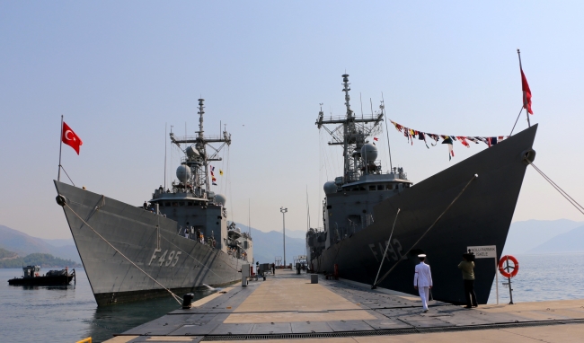 Gediz Fırkateyni'nin 122 günlük 'tarihi' yolculuğu sona erdi 19