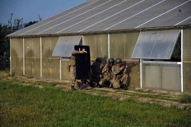 Teröristlerin korkulu rüyası "Boralar" 22
