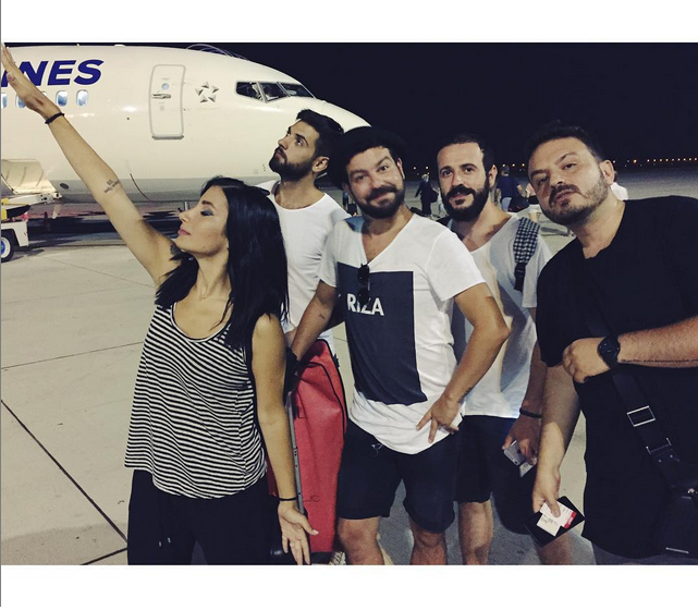 Instagram'da ünlüler: Düğünümüz var! 19