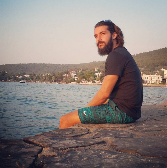 Instagram'da ünlüler: Arda'nın selfie ısrarı 12