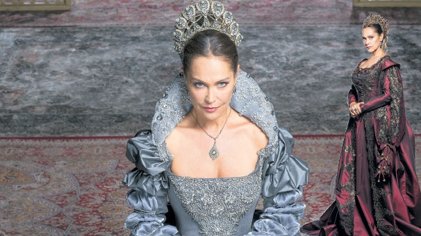 Hülya Avşar’a sette Sultan muamelesi 2