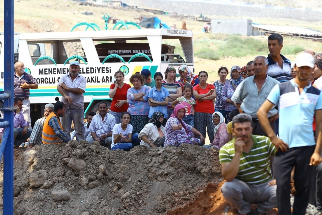 İzmir'deki kazada 3 işçinin cesedine ulaşıldı 3