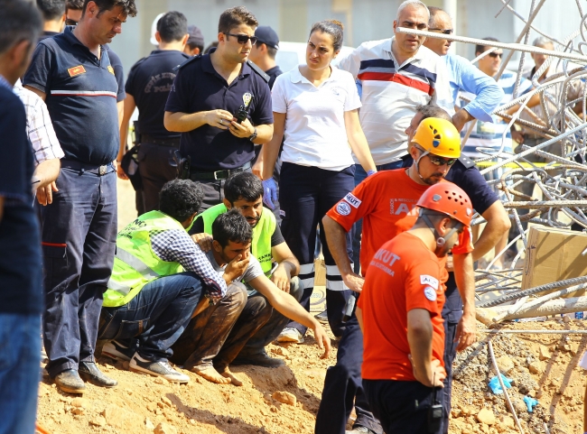 İzmir'deki kazada 3 işçinin cesedine ulaşıldı 13