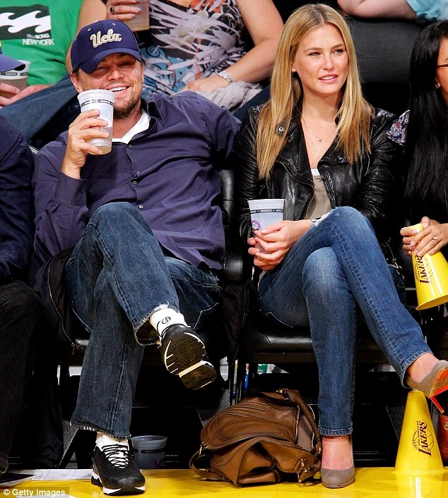 Bar Refaeli İstanbul'da 8