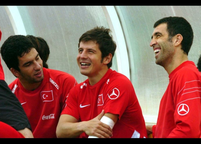 Emre Belözoğlu tarih yazacak 4