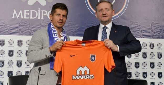 Emre Belözoğlu tarih yazacak 3