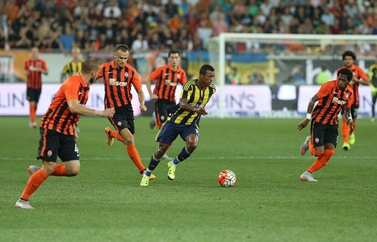 Fenerbahçe Ukrayna'da dağıldı 24