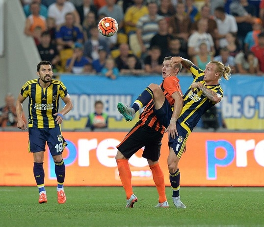 Fenerbahçe Ukrayna'da dağıldı 18