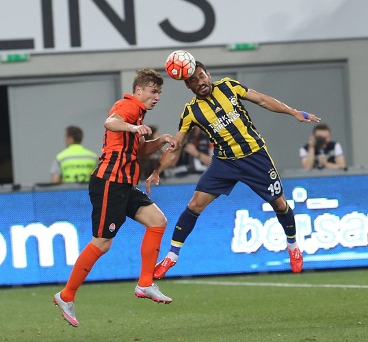 Fenerbahçe Ukrayna'da dağıldı 17