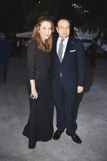 Yavuz Bingöl ile Öykü Gürman'ın düğününde kardeşleri yoktu 6