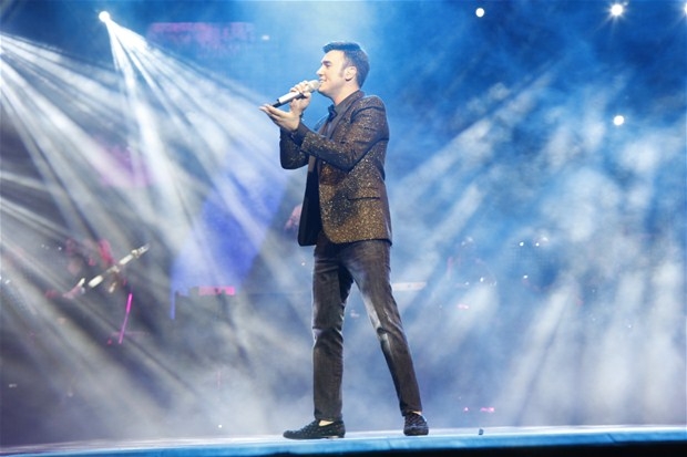 Mustafa Ceceli dans performansıyla sevenlerini şaşırttı 10