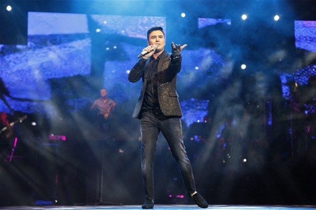 Mustafa Ceceli dans performansıyla sevenlerini şaşırttı 1