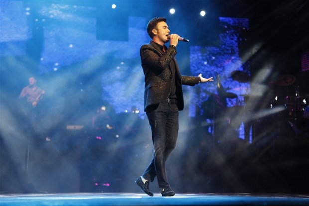 Mustafa Ceceli dans performansıyla sevenlerini şaşırttı 2