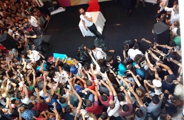 Turabi izdiham yarattı 7