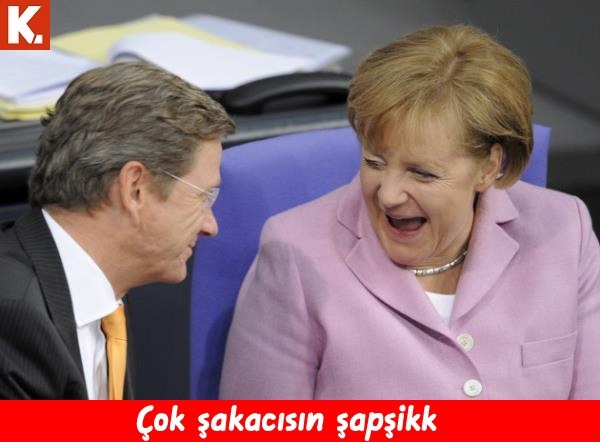 Dünya liderlerinden güldüren capsler 4