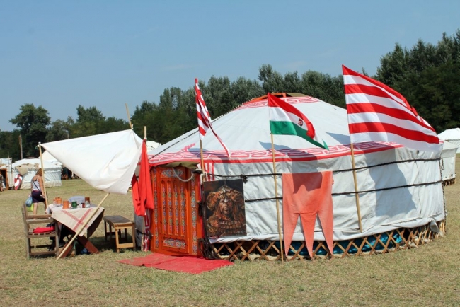 Macaristan'da "Atalar Günü" 18