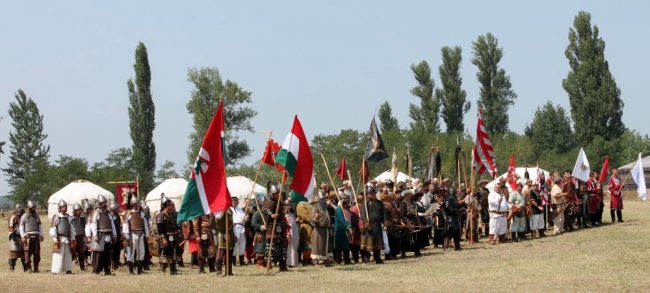 Macaristan'da "Atalar Günü" 17