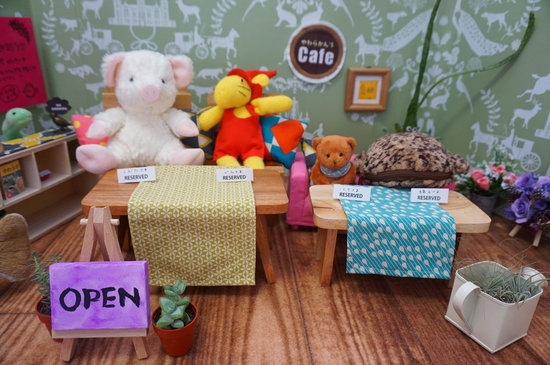 Oyuncak hayvanlar için kafe açtılar 3