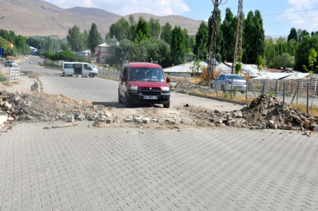 PKK Varto'da terör estirdi 10