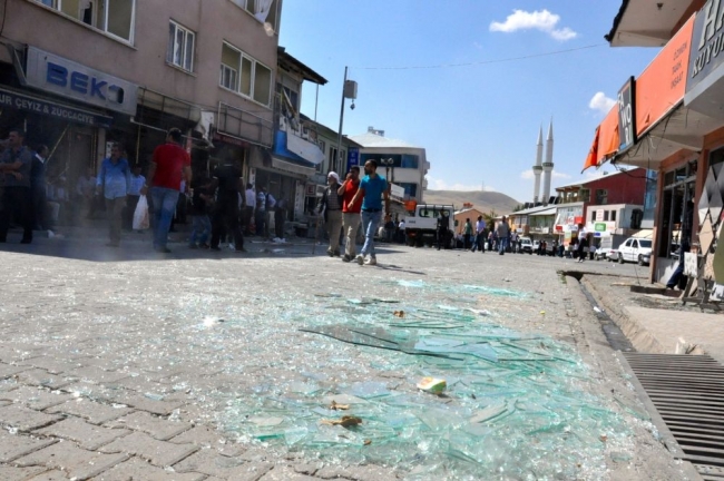 PKK Varto'da terör estirdi 28