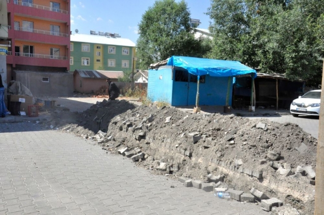 PKK Varto'da terör estirdi 33