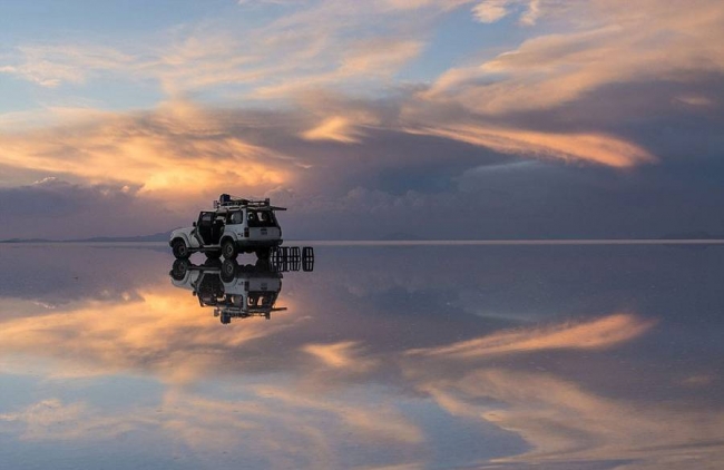 Hipnotize edici yansımalarıyla Bolivya tuz çölü 13