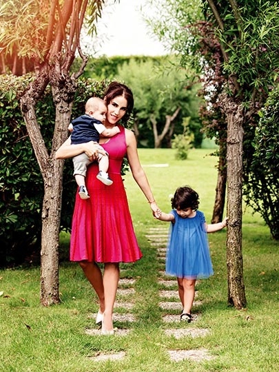 Ünlüler dünyasının en fit anneleri 15